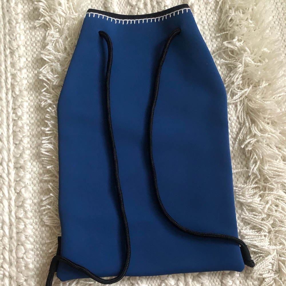Triangl Neoprene Drawstring Bag. Never been used!